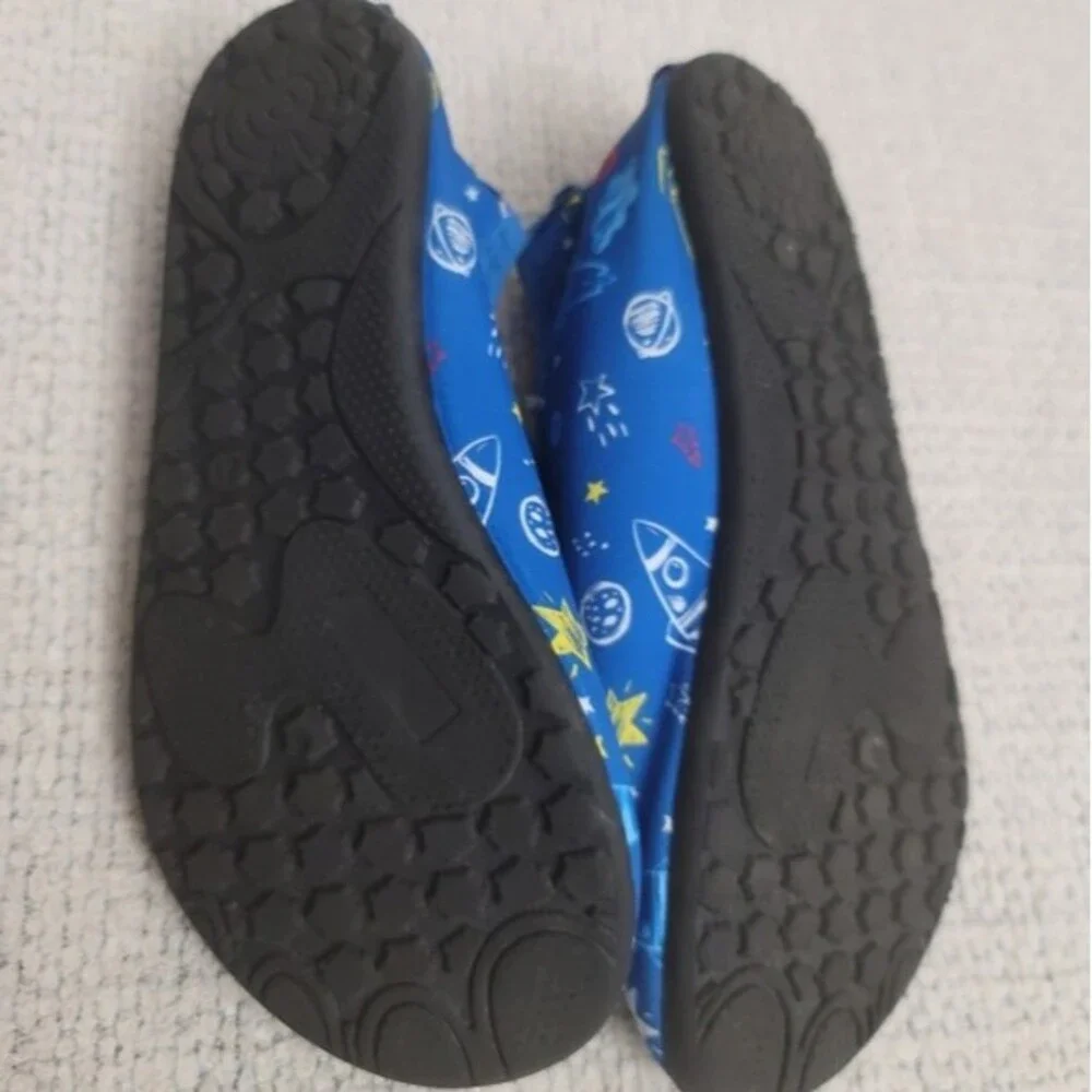 HIITAVE Water Shoes Kids fast drying rubber sole traction non slip with Rockets